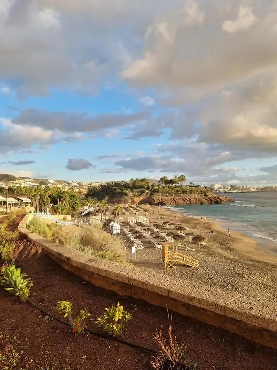 Apartament Fanabe Stunning Beachfront Penthouse Parque Royal Adeje Tenerife Costa Adeje  Hiszpania